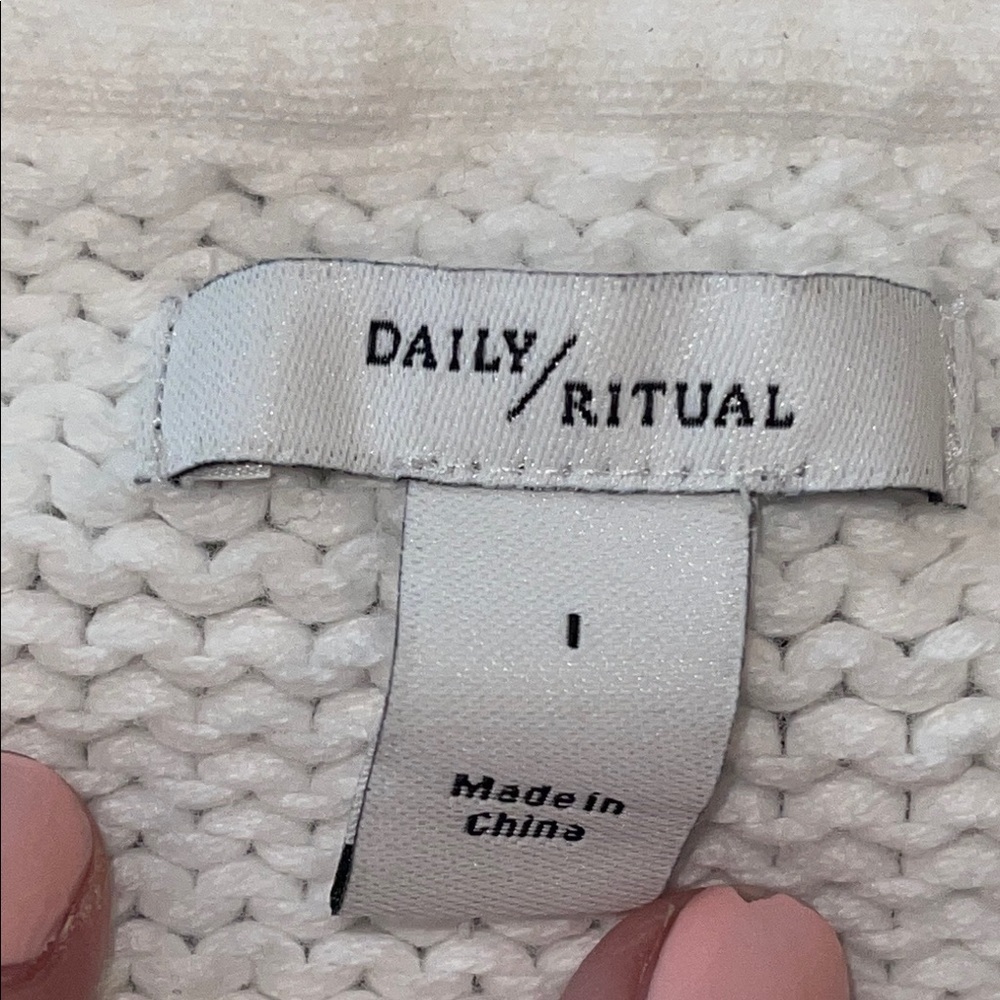 Daily Ritual Soft Cotton White Knit Sweater Sz. XL - Picture 10 of 14